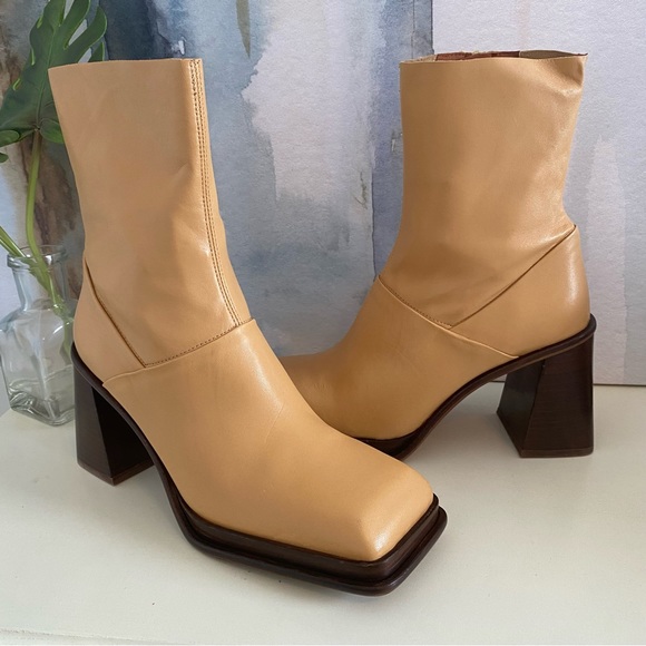 ASOS Rochelle Premium Leather Platform Heel Ankle Boots in Camel - Picture 2 of 12
